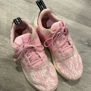 Adidas NMD R2 Wonder Pink women’s size 8.5